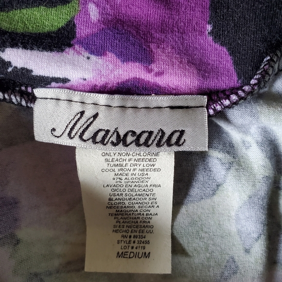 2 cotton spandex miniskirts - Picture 2 of 3